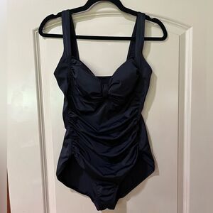 SPEEDO One Piece Bathing Suit Black Women’s Size 10 722409